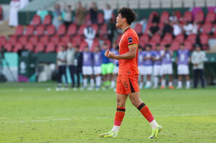 九游体育下载-彭啸：希望接下来两场比赛全胜 有一天能为成年国家队效力